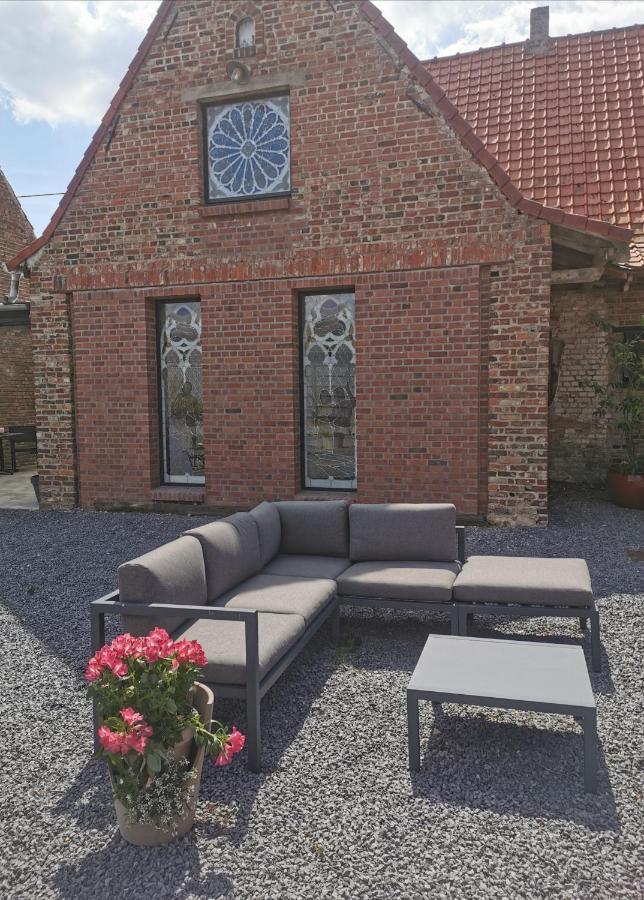 La Ferme De La Papote Bed & Breakfast Morbecque Exterior photo